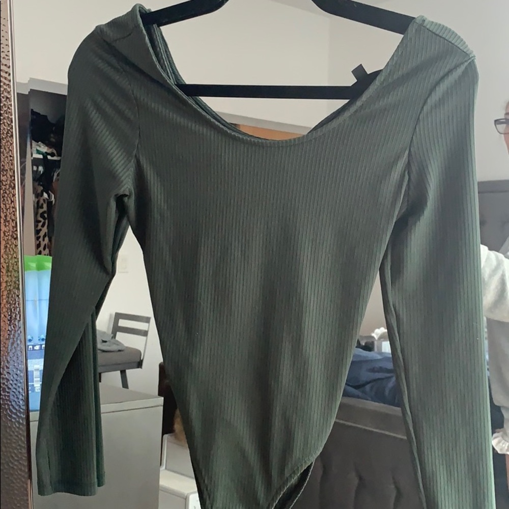 Green bow detail bodysuit